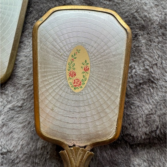 Vintage mirror and brush set - Picture 5 of 6